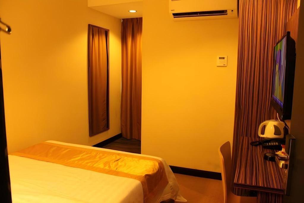 Hotel Clover 2*